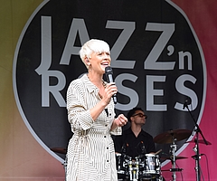 Sängerin Mica Millar und Band boten soulige Jazzklänge. (Foto: Frank)