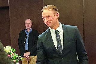 2014 wurde Dirk Moritz zum Elmshorner Stadtrat und Stellvertreter von Volker Hatje gewählt. Seine Arbeit überzeugte. Ohne Ausschreibung stimmte die Politik im Jahr 2020 einer zweiten Amtszeit zu.  (Foto: Strandmann)