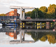 Die Klapptechnik der Käpten-Jürs-Brücke fiel drei Wochen nach der Wartung aus und musste repariert werden. (Foto: Frank)