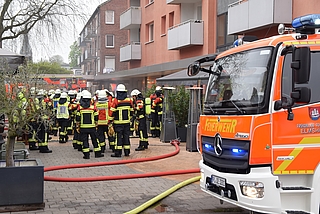 Die Feuerwehr war mit einem großen Aufgebot angerückt. (Foto: Frank)