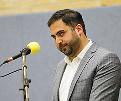 Bürgervorsteher Baris Karabacak (CDU) sieht sich der massiven Kritik aus großen Teilen der Ratsversammlung ausgesetzt. Archiv: Frank